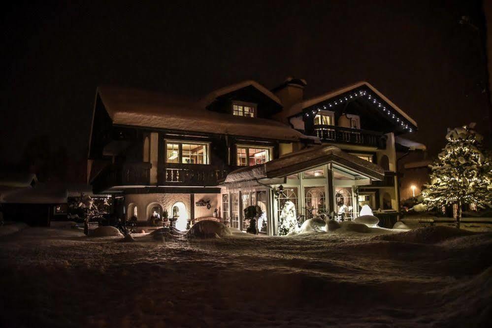 Haus Susanne - Top-Ferienwohnungen - Sommer-Bergbahn Inklusive Obermaiselstein Dış mekan fotoğraf