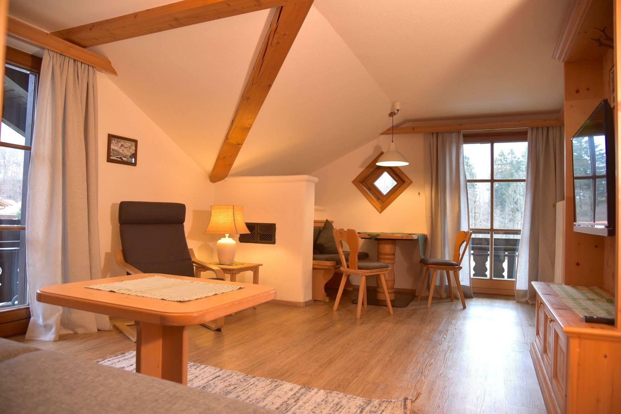 Haus Susanne - Top-Ferienwohnungen - Sommer-Bergbahn Inklusive Obermaiselstein Dış mekan fotoğraf